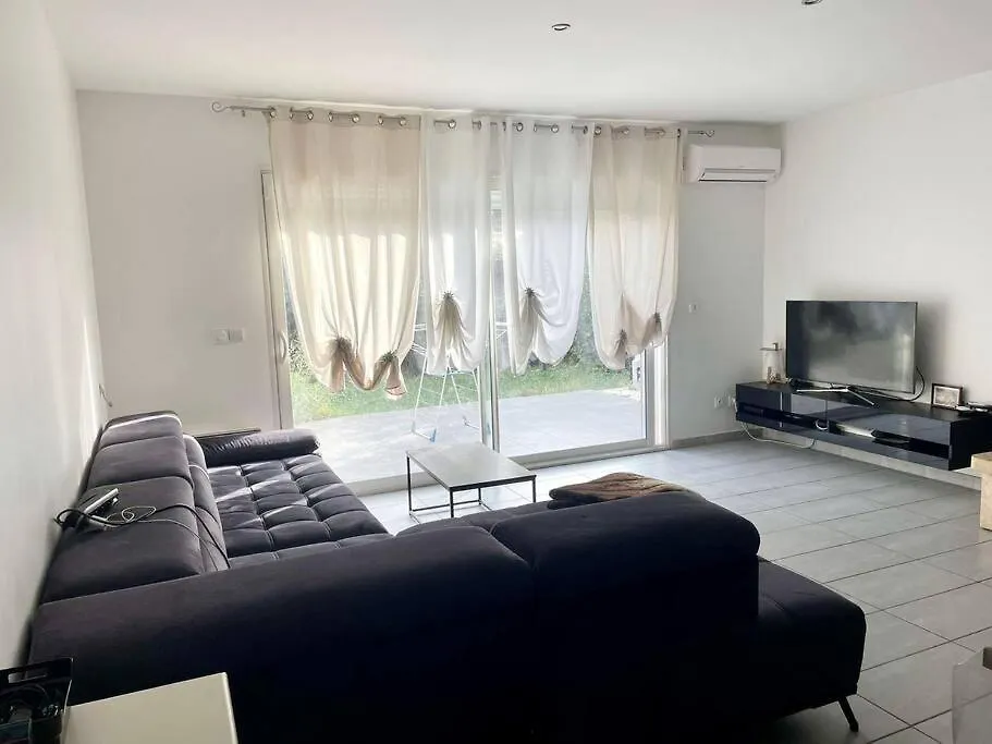 Maison 3 Ch, Climatisee, Jardin Villa Savasse